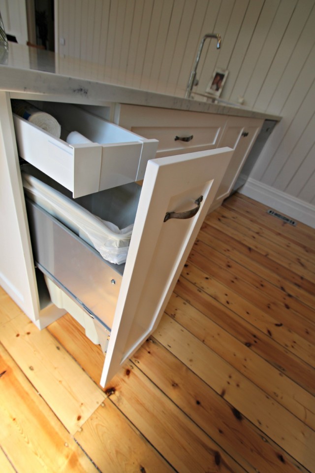 Inbuilt Rubbish bin with inner drawer Matthews Joinery